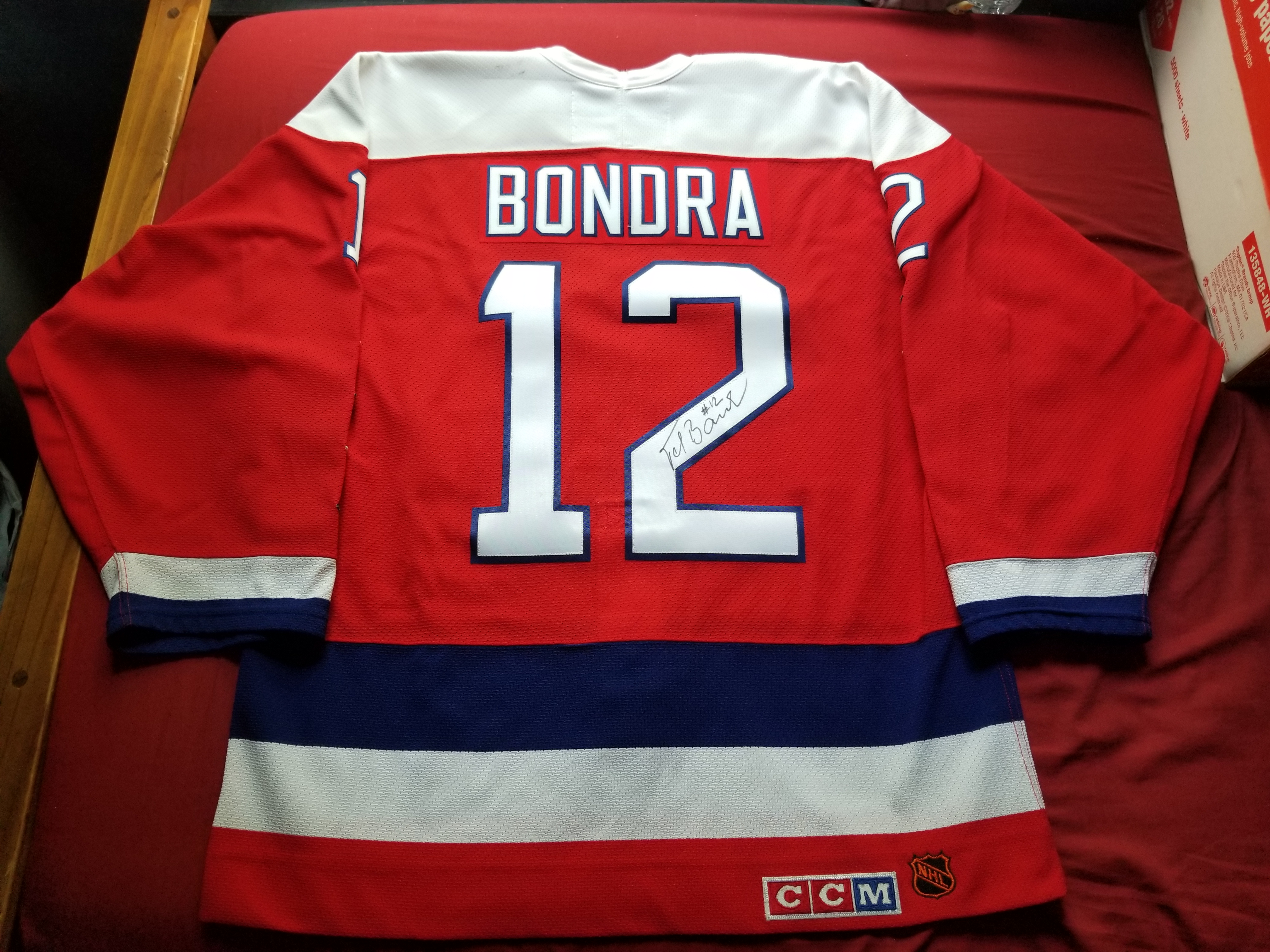Bondra Retro Red Back